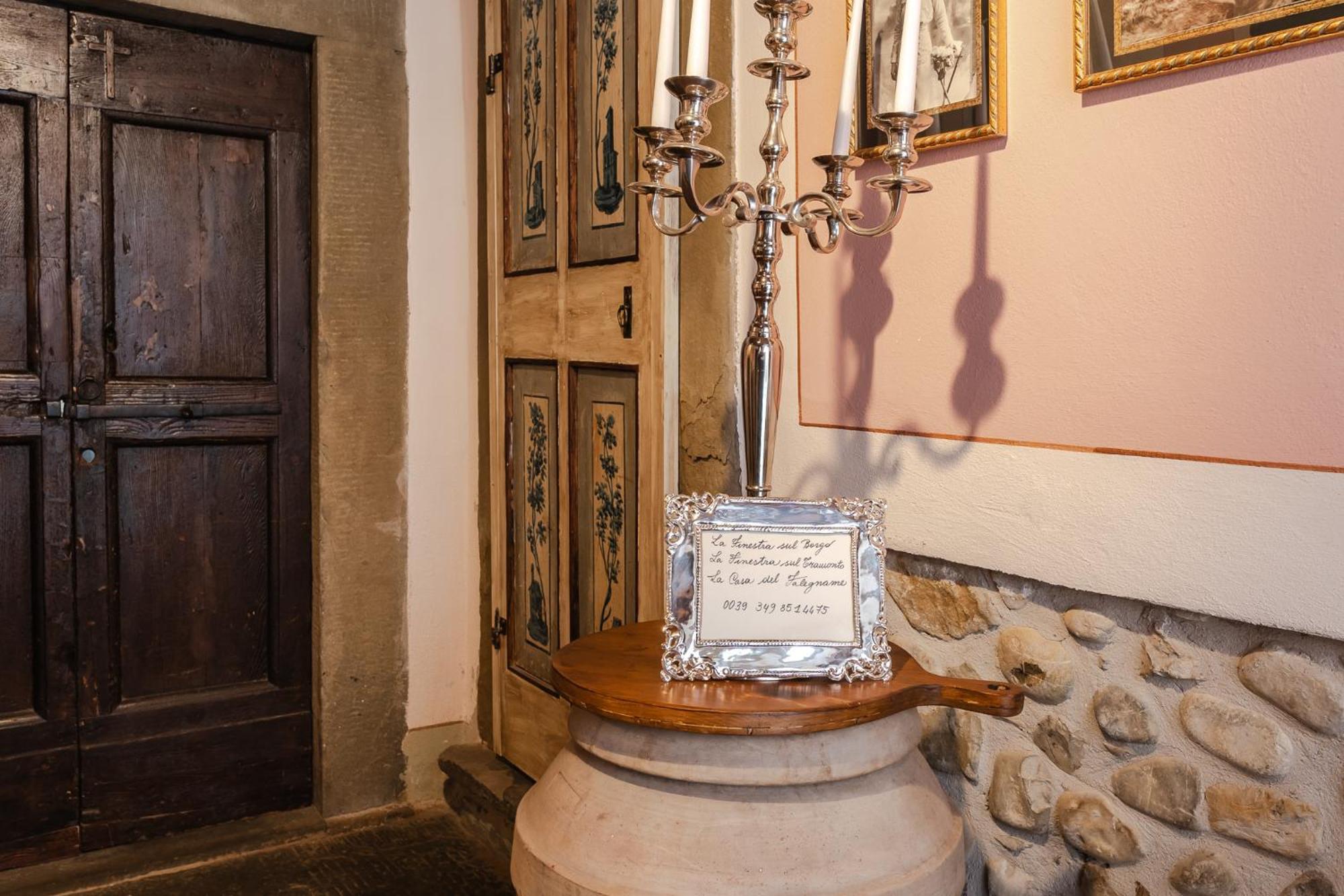 Apartmán La Finestra Sul Borgo Dimora Storica Laterina Exteriér fotografie